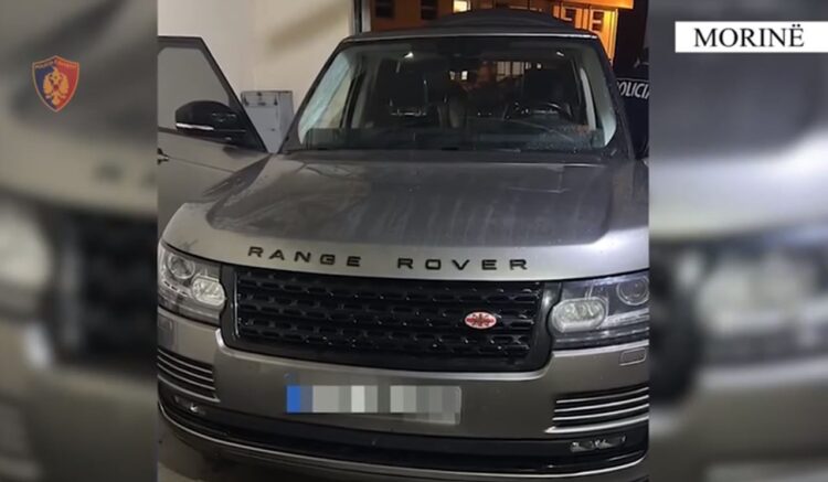 Arsenal armësh në makinë, arrestohet shtetasi çek në Morinë