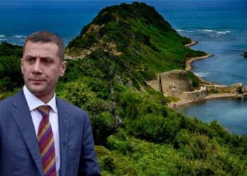 Qëlloi me armë, policia shpall në kërkim truprojen e Mark Frrokut