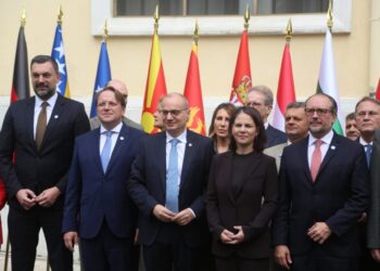 Dacic bojkoton foton zyrtare me ministrat e Jashtëm, ja shkaku