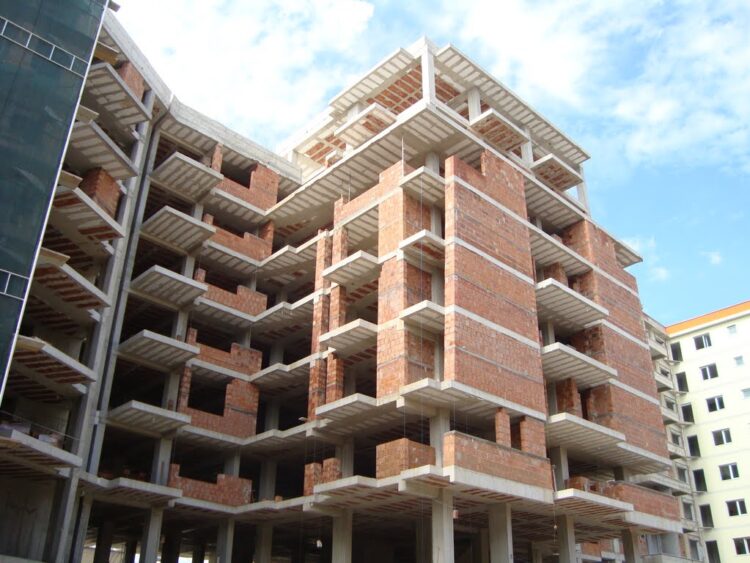 58-vjeçari humbi jetën duke punuar, arrestohet përgjegjësi i punimeve