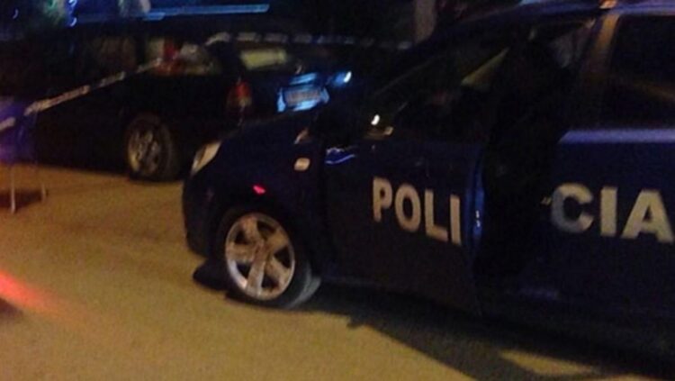 Policia ekzekuton urdhër-arrestet për disa zyrtarë (EMRAT)