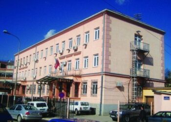 Falsifikuan dokumente/ Sekuestrohet pasuria me vlerë 2.7 milionë euro (EMRAT)