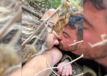 Puthja e çiftit… duke pritur vdekjen në festivalin e Gazës