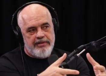 “Kur i bën njerëzit ujq, bën katastrofa…”, Rama flet për politikën