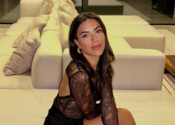 “Një nënë që puthet për lekë…”, Sara Hoxha reagon ndaj ndjekësve