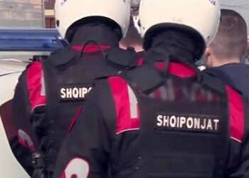 Qëlloi me armë, polici i ‘Shqiponjave’ punonte edhe si truprojë…