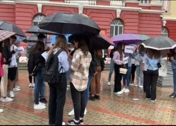 Pas Mjekësisë, edhe studentët e Filologjikut në protestë