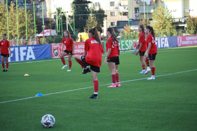 EURO U-19 për vajza/ Shqipëria nis grumbullimin, trajneri Krepi fton 20 lojtare