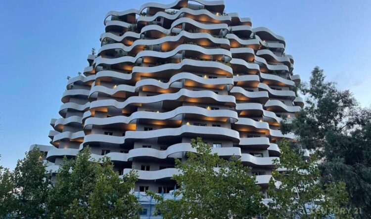 4.6 milion € pasuri në “Lion Residence”/ 2 144 m2 në pronësi të familjes së Aurela Bashës