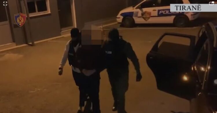 EMRI/ Ishte në kërkim për shitje kokaine, 29-vjeçari kapet në Tiranë
