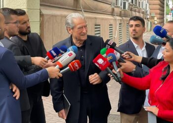 “Nuk largohemi…”, Berisha: Greva e urisë është opsion i mundshëm