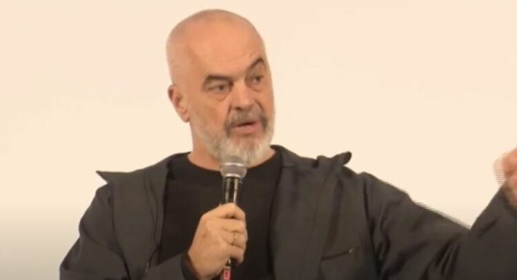 Ironia/ Rama-deputetëve të opozitës: Dikur ishit dema, tani jeni…