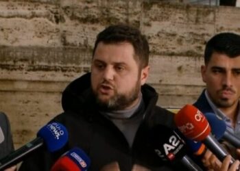 Gjykata nuk regjistroi statutin të Bashës, Sefa: S’na prish punë, KAS njeh Lulin si Kryetar