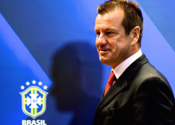 Partizani akord për stolin me kapitenin legjendar të Brazilit