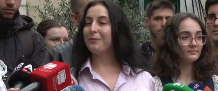 “Ne fituam dhe e dhamë leksionin tonë”, flasin studentët e Mjekësisë