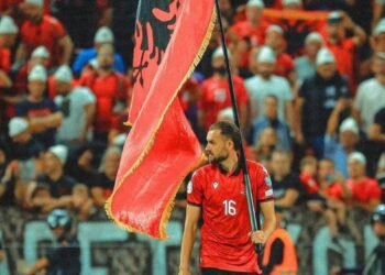 Gol dhe asist, Cikalleshi vjen nga stoli dhe i dhuron fitoren ekipit