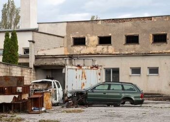 “Sa të mbaroj shkollën, do iki…”, Daily Mail në Kukës: Ka vetëm të moshuar…