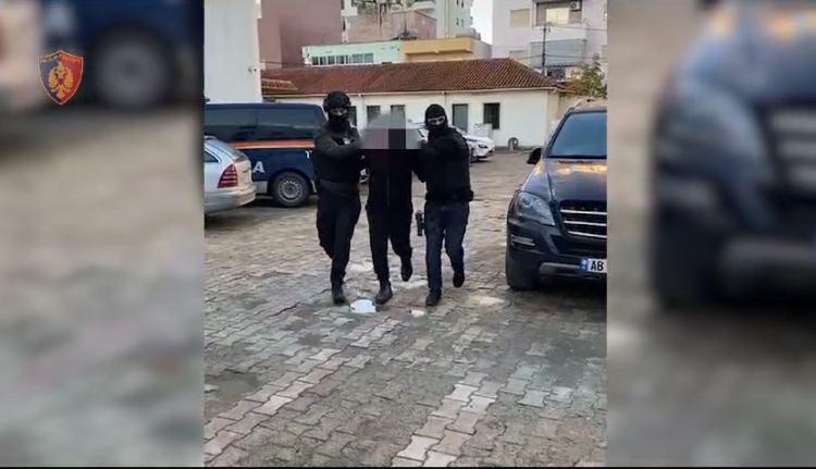VIDEO/ Në kërkim nga antimafia italiane, kapen 3 shqiptarët. Detajet