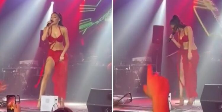 Tayna goditet me telefon në mes të koncertit