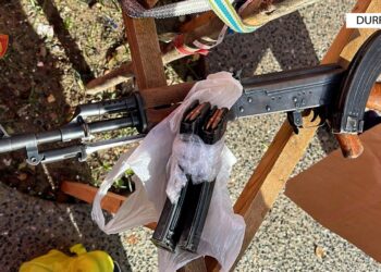 I arrestuar për abuzim seksual me të mitura, i gjenden armë e drogë..