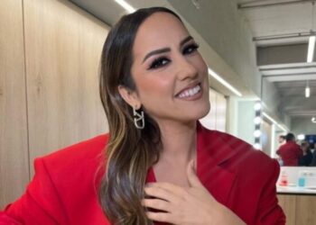 Si rrallëherë, Arbana ndan një foto të së bijës me ndjekësit e saj