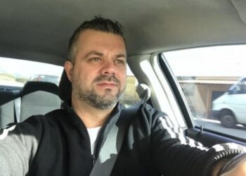 “U ulën malet dhe u ngritën halet”, kë thumbon Arben Derhemi?