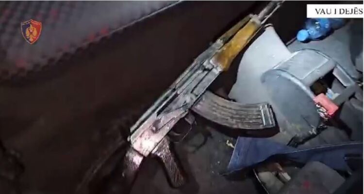 Me armë gati për vrasje, arrestohet 37-vjeçari në Vaun e Dejës