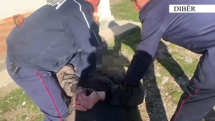 Do e vriste bashkëfshatari, parandalohet krimi nga policia në Dibër!