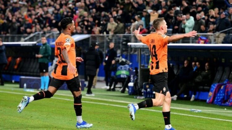 Shakhtar surprizon Barcelonën