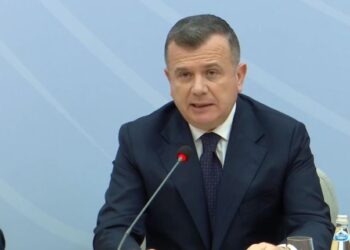 Festat e fundvitit, Balla: Ja kur do t’i hidhni fishekzjarret