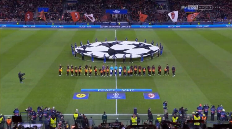 Një “shqiponjë” speciale nga San Siro në Ditën e Pavarësisë (FOTO)