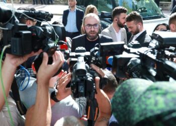 “Lindita shpërdoroi detyrën”, Bardhi: Kjo është fytyra e regjimit…