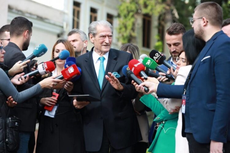 Berisha akuzon rëndë Ramën: Me makinën e tij u transportua drogë…