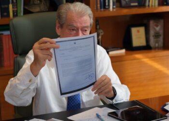 Berisha publikon shkresën: Irena Gjoka u shkarkua për korrupsion