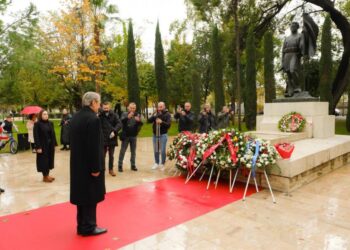 Berisha zotohet para Ismail Qemalit: Rama vendosi kurorën e fundit…