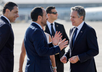 Turneu diplomatik në Lindjen e Mesme, Blinken mbërrin në Qipro