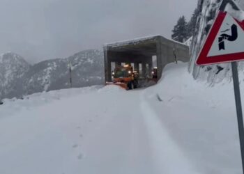 Nisin reshjet e dëborës, ARRSH u bën apel drejtuesve të mjeteve