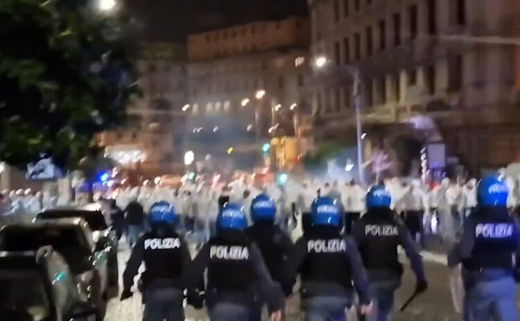 Napoli-Union Berlin, përleshje në rrugët e qytetit italian