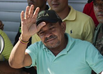 Dalin pamjet e lirimit të babait të Luis Diaz nga rrëmbyesit (VIDEO)