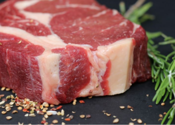 VENDIMI/ Italia bëhet vendi i parë në BE që ndalon mishin e kultivuar