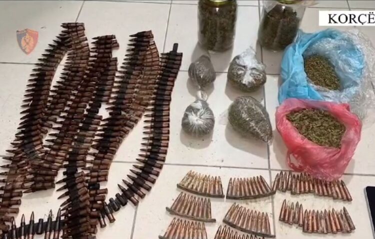 Shiste drogë pranë shkollave, arrestohet 36-vjeçari në Korçë