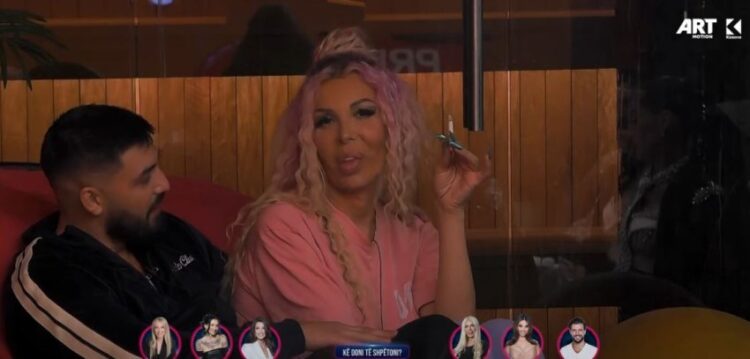 VIDEO/ Edona e acaruar me Bleron dhe Blerandon, çfarë ndodhi