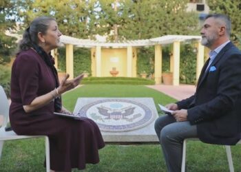 Zyrtarja e USAID: Korrupsioni duhet të dalë në dritën e diellit, ja kush duhet ta bëjë