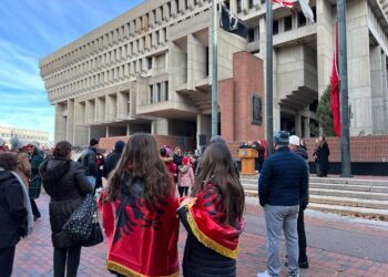 Dita e Pavarësisë, shqiptarët në Boston e ndezin atmosferën