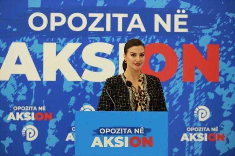 Garo: SPAK duhet të hetojë ministren Krifca për miliona Euro…