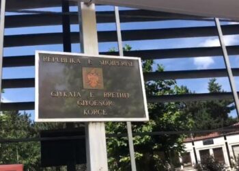 Ngacmoi seksualisht një të mitur, burg për 59-vjeçarin nga Pogradeci