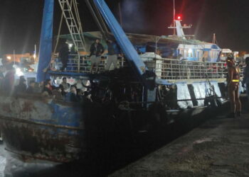 Mbytet peshkarexha, vdes foshnja 2 vjeçe, tetë persona të zhdukur