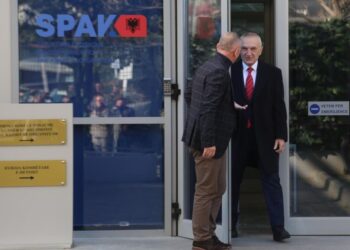 Kreu i Partisë së Lirisë, Ilir Meta paraqitet në SPAK, përse hetohet