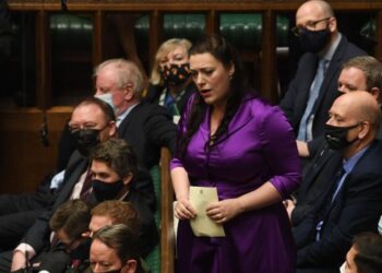 Deputetja britanike, Kearns: Për Kosovën paralajmërova në qershor