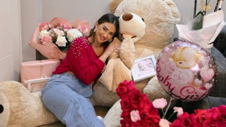 Fansat e kritikojnë se preu flokët në shtatzëni, ja si reagon Kiara